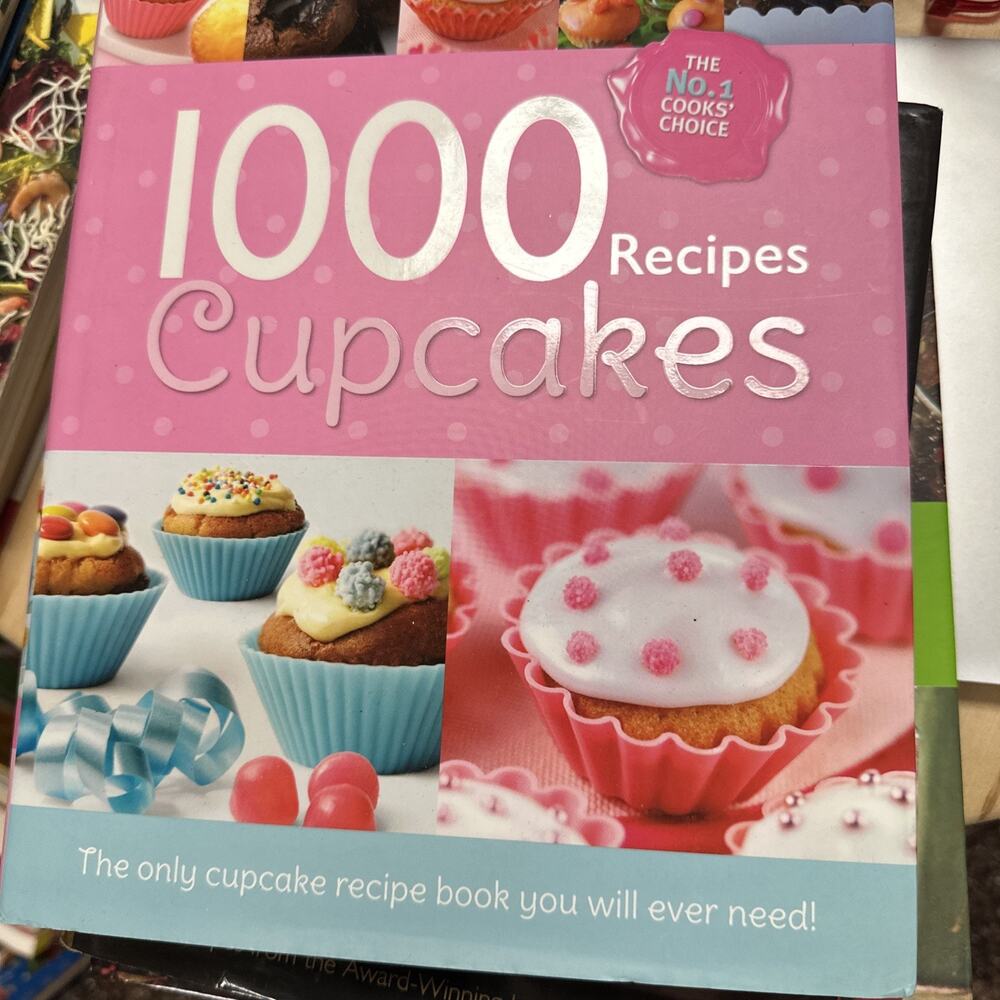 1000 Recipes - Cupcake Heaven - Large‎ Format Hardback Book by Igloo Books